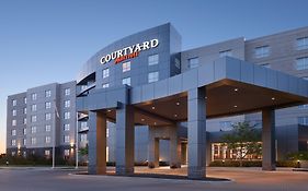 Courtyard By Marriott Calgary Airport